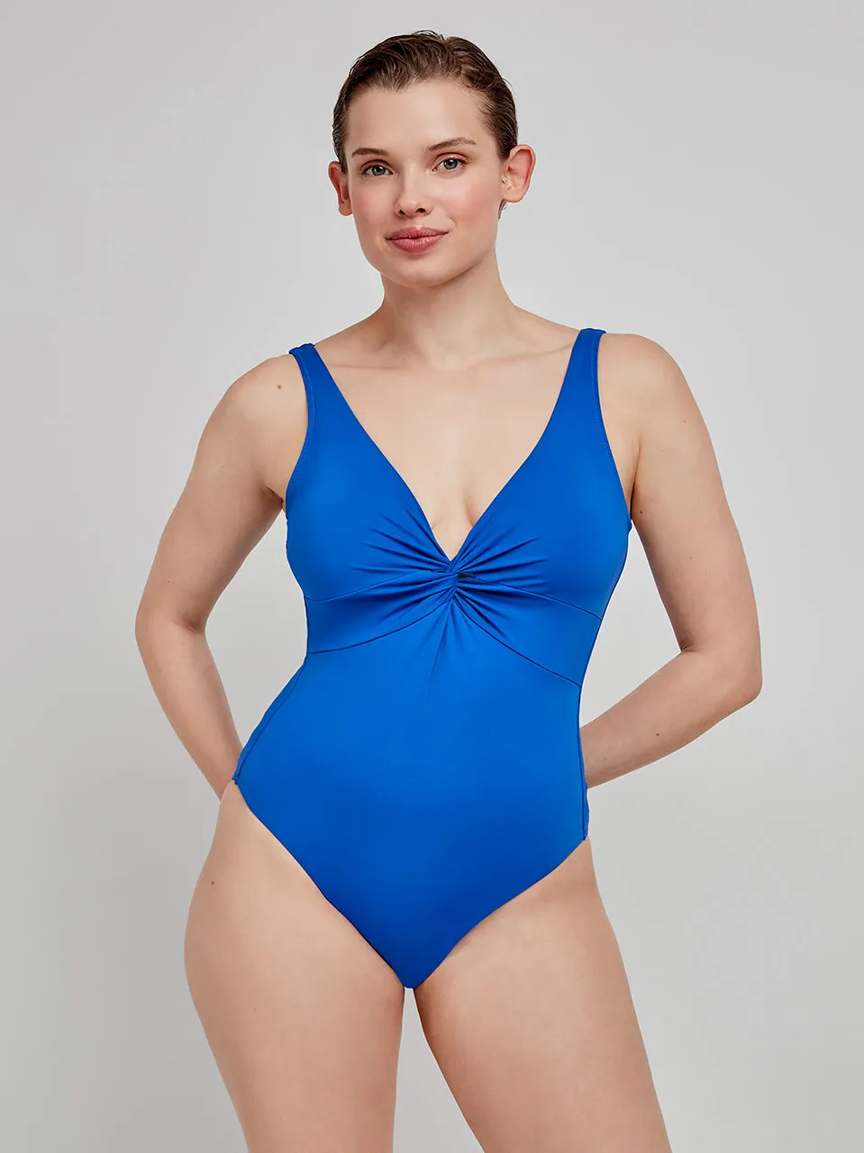 Bañador Gisela control plus size sin aro 30227